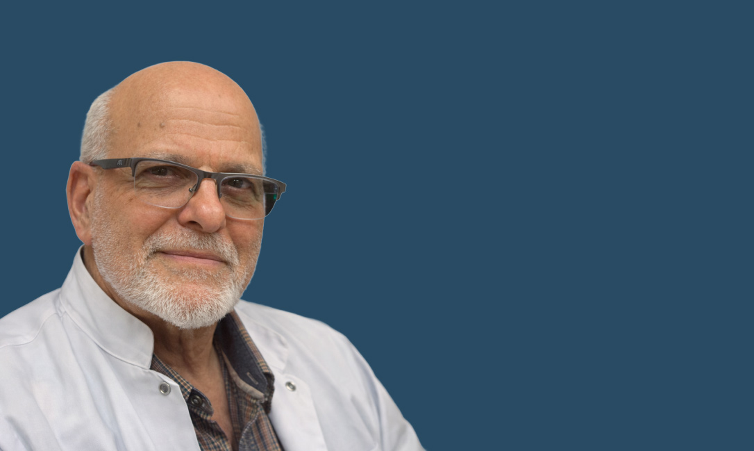 Μιχαλάκης Παρασκευαΐδης, MD